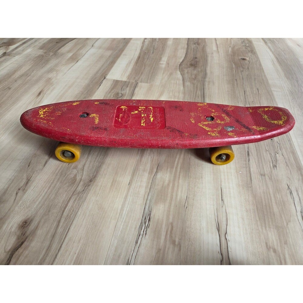 Vintage GT Grentek Spoiler II Penny Board Plastic Skateboard Red Yellow